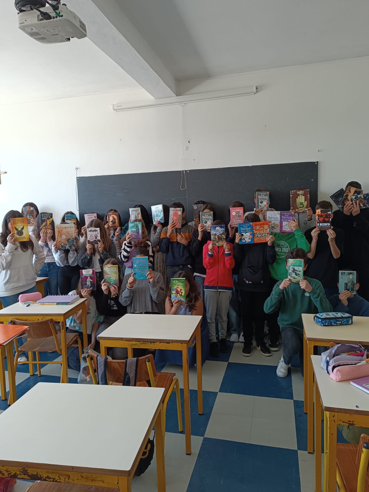 TODA A ESCOLA… 10 MINUTOS A LER
